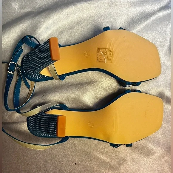 Elegant Blue Strappy Heels with Rhinestone Accents - Picture 5 of 5